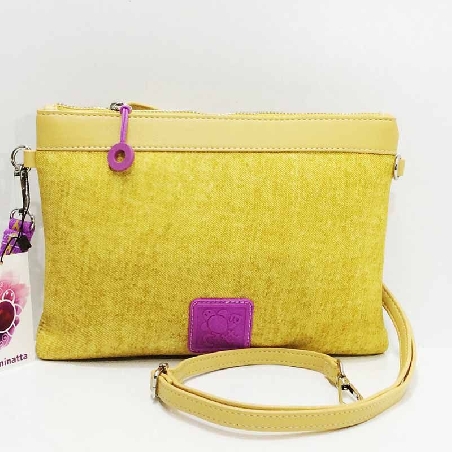Bolso cartera de caminatta Papagayo en color Mostaza