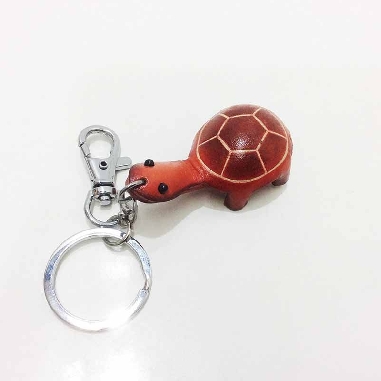 LLavero de Piel Artesanal Animal Tortuga Roja