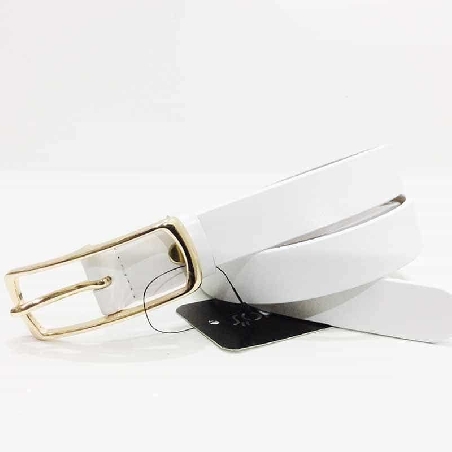 Cinturon Blanco para mujer en Piel Hebilla dorada