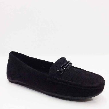 Mocasin para Mujer en color Negro acabado picado