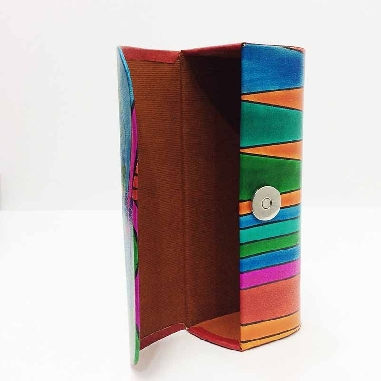 Funda para las gafas en piel decorada con gatos Roja