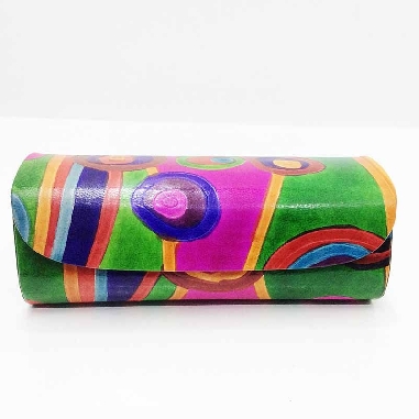 Funda para las gafas en piel decorada con Circulos Verde