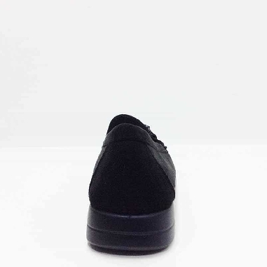Mocasin Negro para Mujer con cuña baja acabado picado