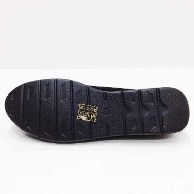 Mocasin Negro para Mujer con cuña baja acabado picado