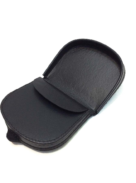Monedero de Piel tipo Tacon en color Negro