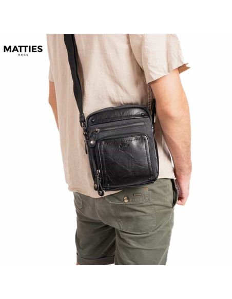 Bandolera hombre vestir Matties Sport negra colgada