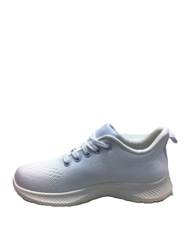 Deportivas blancas para mujer ligeras y frescas | Estilo deportivo casual