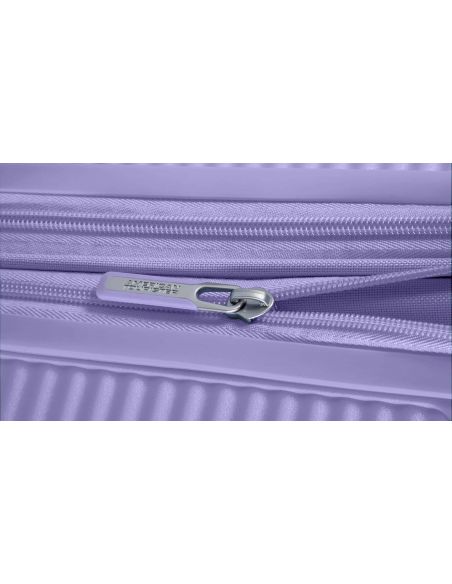 Maleta Mediana American Tourister Soundbox Lavander