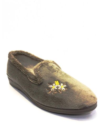 Zapatillas casa mujer cerradas con cuña